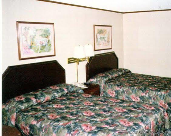 Red Carpet Inn Greensboro Rom bilde